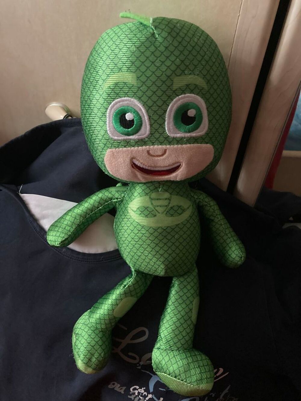 peluche pyjamasque " Gluglu " Jeux / jouets