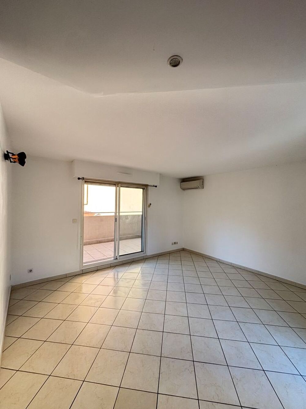 Location Appartement ? MENTON BORRIGO ? APPARTEMENT 2 PIÈCES BIS DE 49 m² Menton