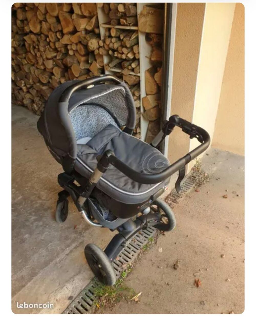 Trio poussette, si&egrave;ge auto, nacelle avec socle ISOFIX Puériculture