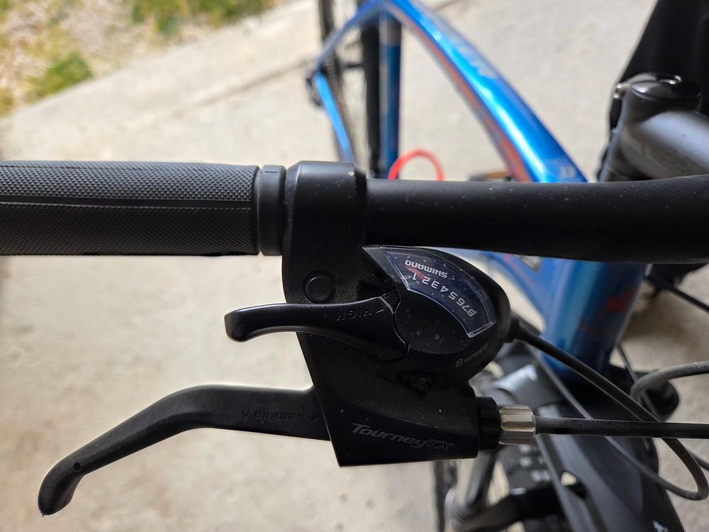 VTT FEMME NEUF Vélos