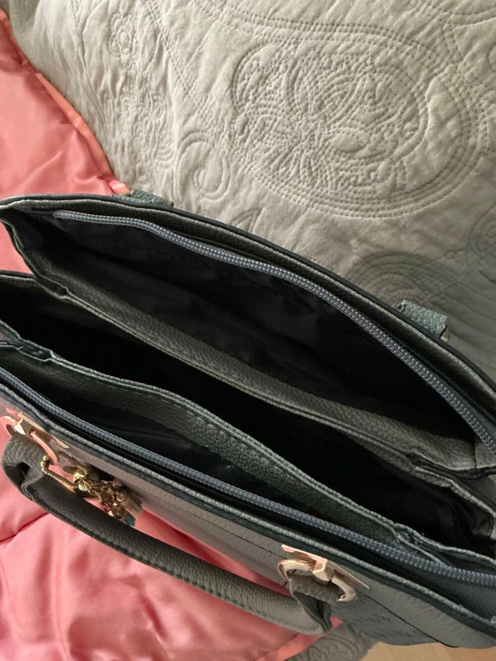 Sac &agrave; main ou bandouli&egrave;re neuf Maroquinerie