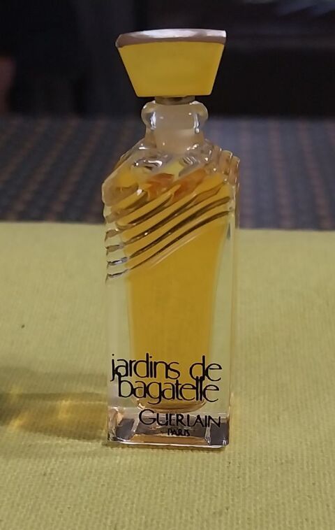 Miniature de parfum 5 Saint-Michel-des-Andaines (61)