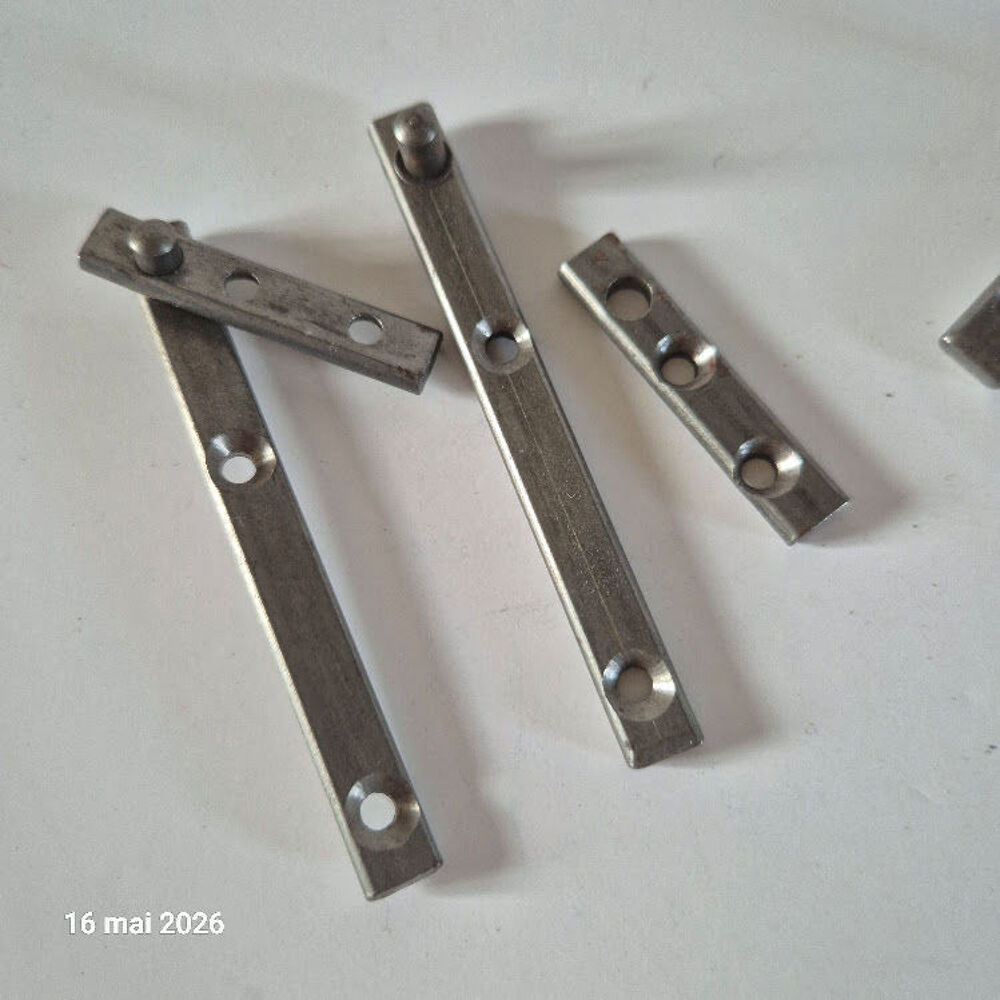 Lot de 4 charni&egrave;res pivots universelles en acier ancien Bricolage