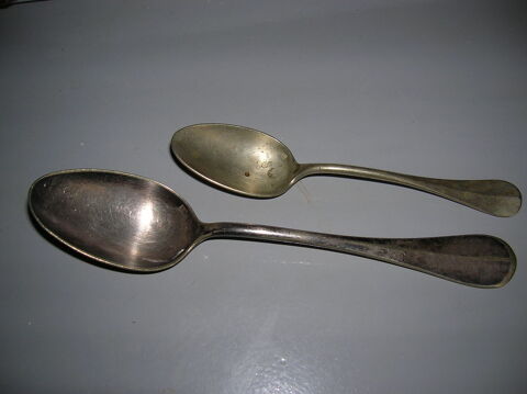 cuillère à soupe+ cuillère à café anciennes métal argenté Reims (51)