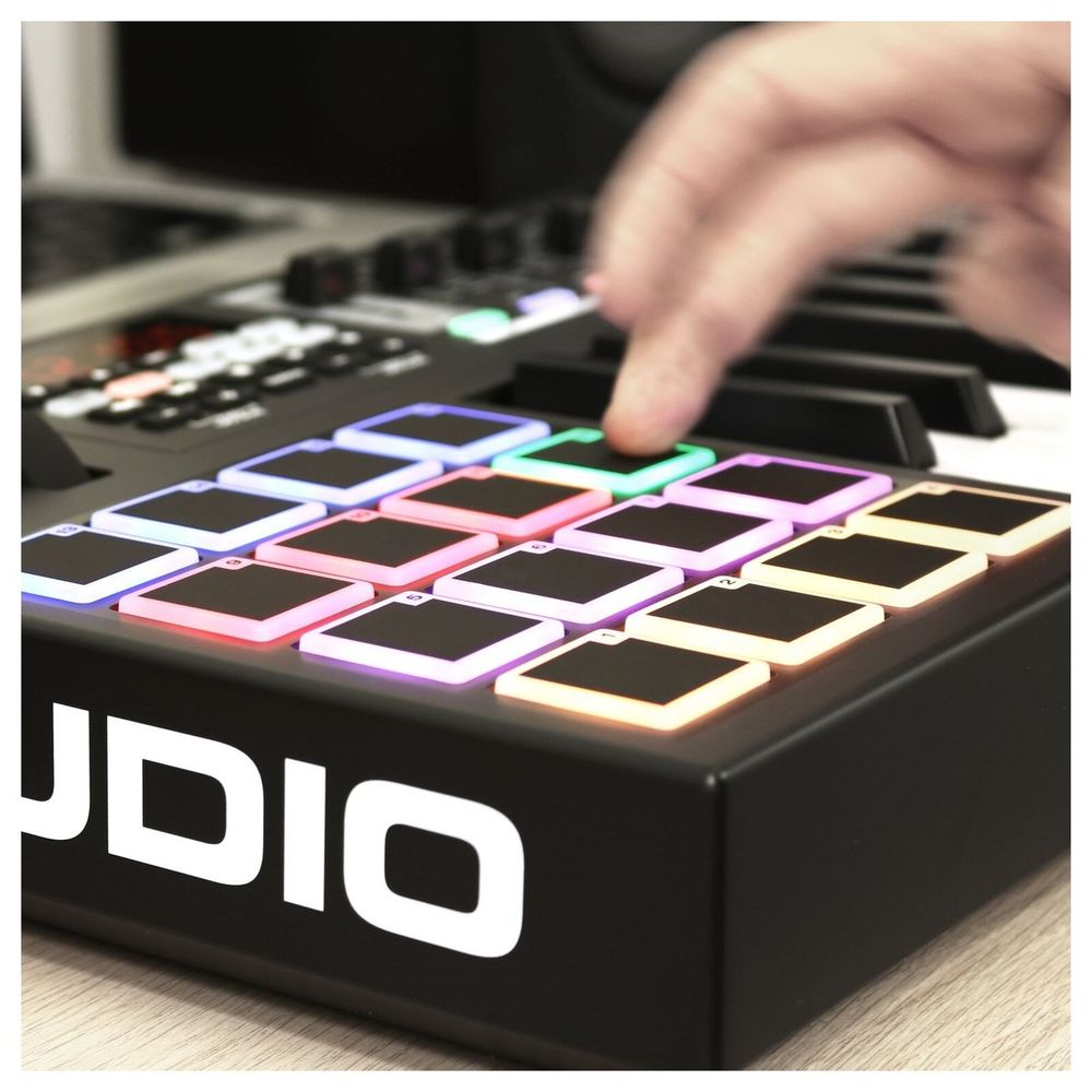 clavier 25 touches contr&ocirc;leur M-audio Code 25. Instruments de musique