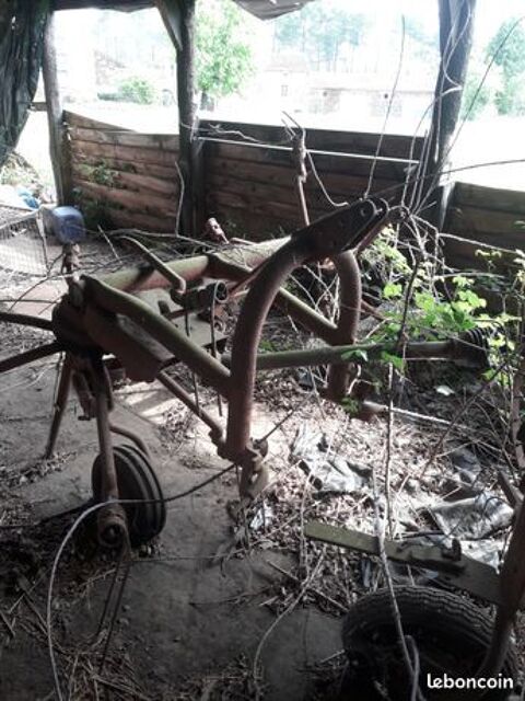 faneuse kuhn 2 toupies 300 Mazeyrolles (24)