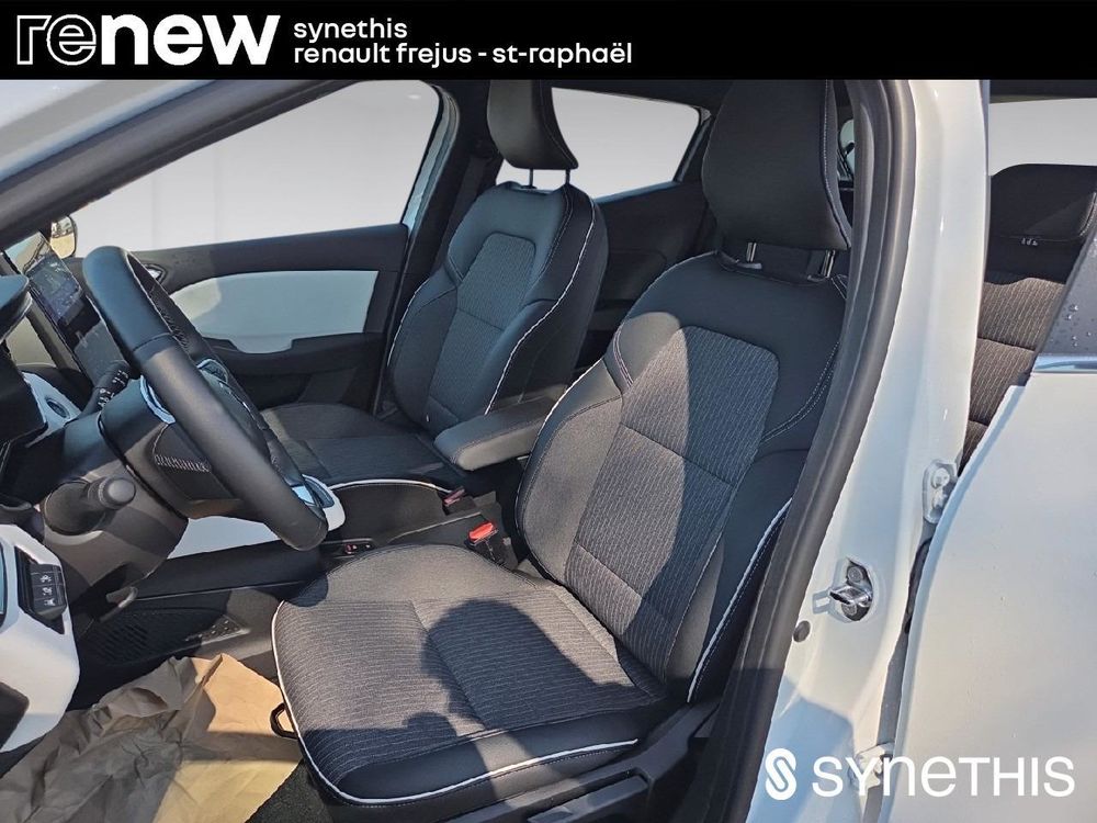Clio V Clio E-Tech 140 - 21N Intens 2022 occasion 83600 Fr&eacute;jus