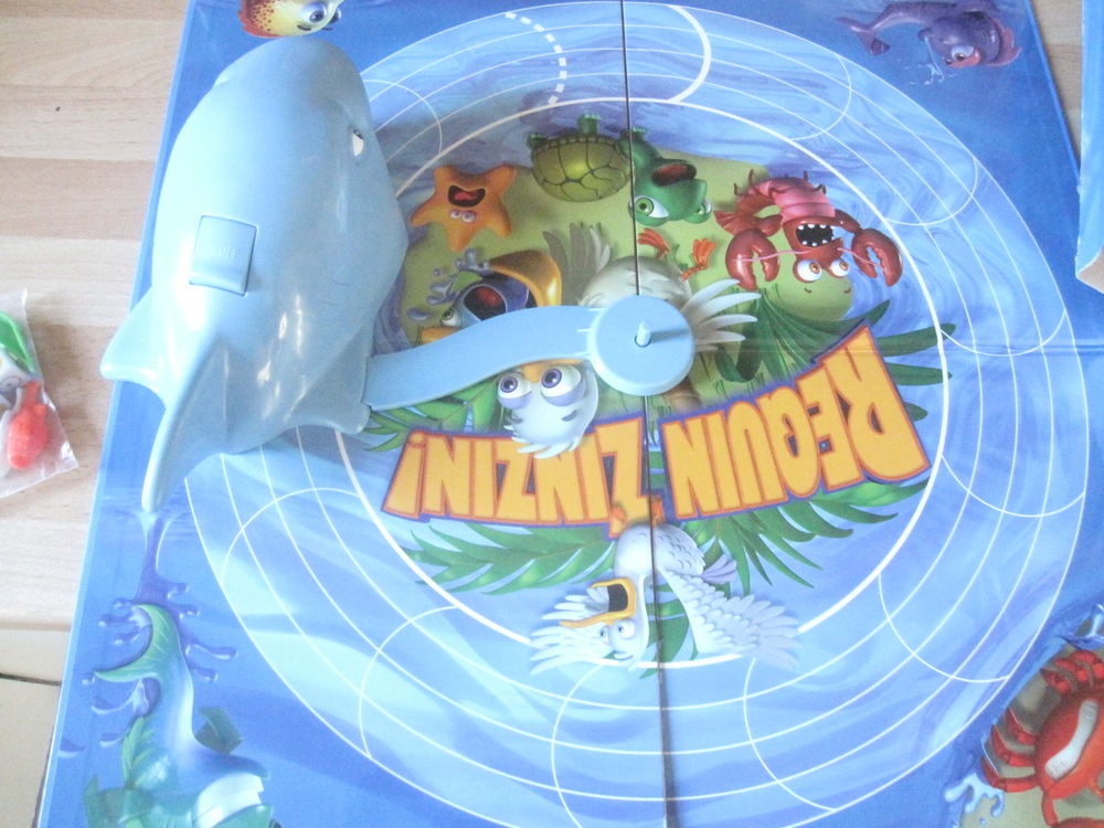 Requin zinzin hasbro Jeux / jouets