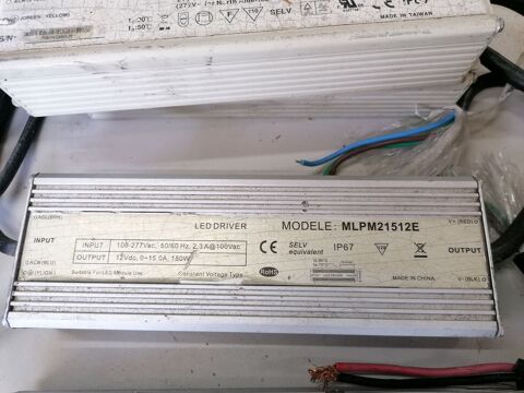 Lot de 6 transformateurs MATEL WATT 20 Iverny (77)