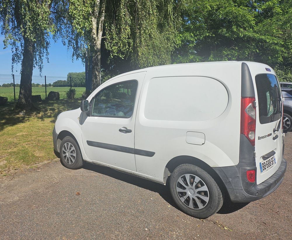 Kangoo KANGOO EXPRESS L1 1.5 DCI 90 PRO+ 2010 occasion 95340 Persan