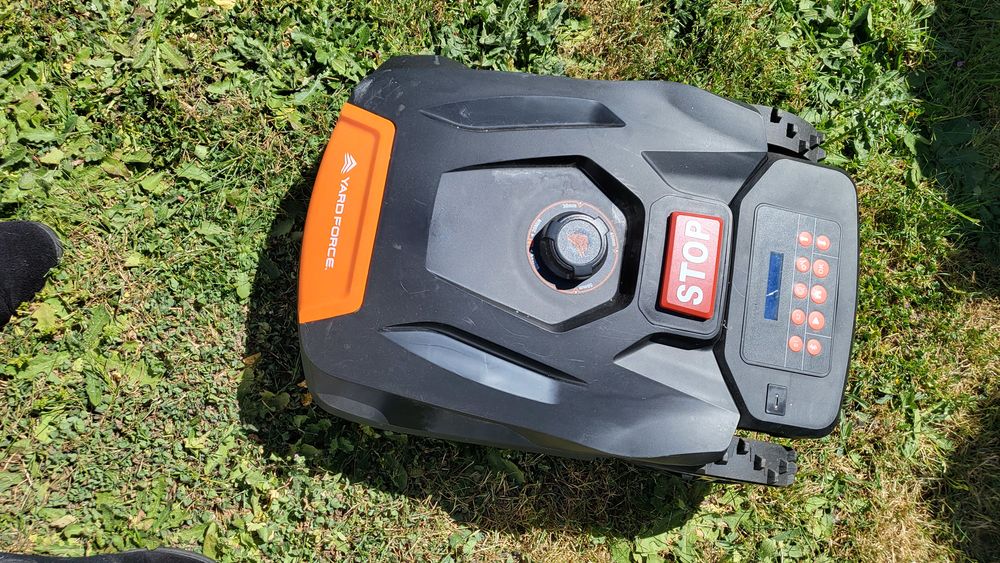 robot tondeuse avec garage Jardin