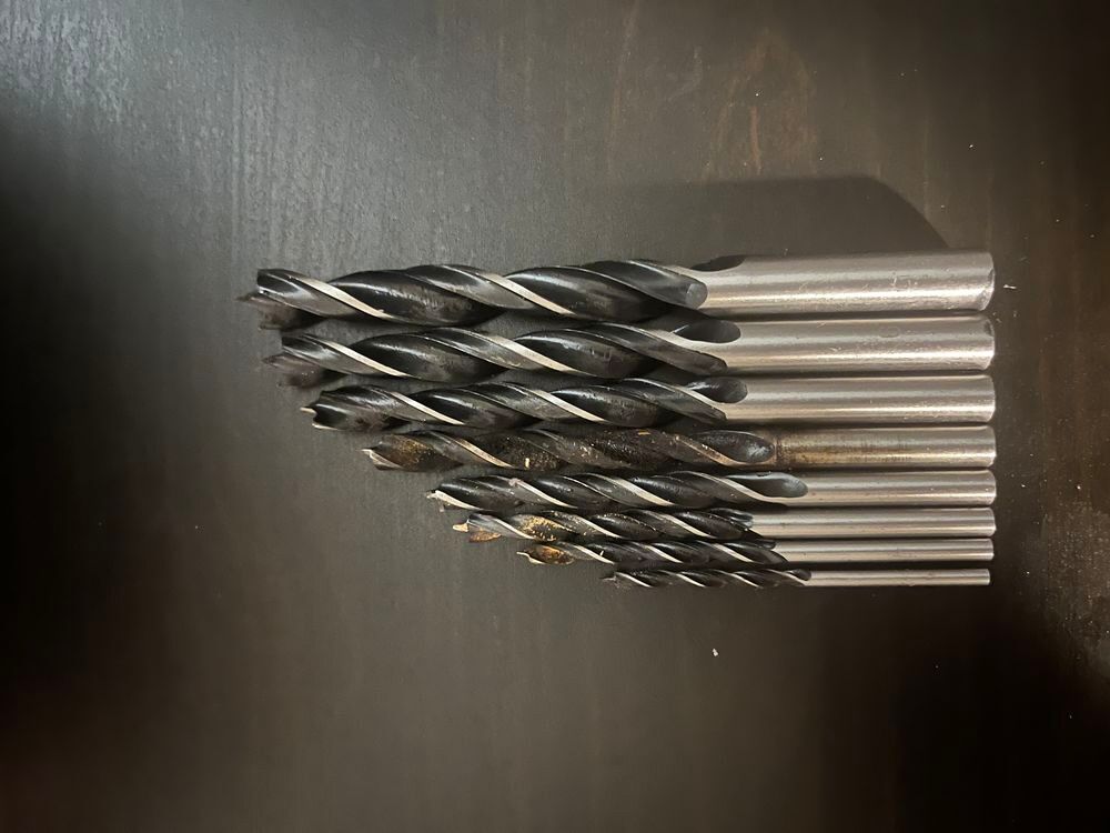 Perceuse &agrave; percussion 810W FOXTER + 8 for&ecirc;ts bois GO/ON Bricolage