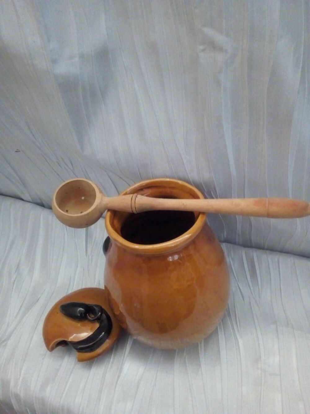 Joli Pot &agrave; olives - en c&eacute;ramique couleur caramel Cuisine