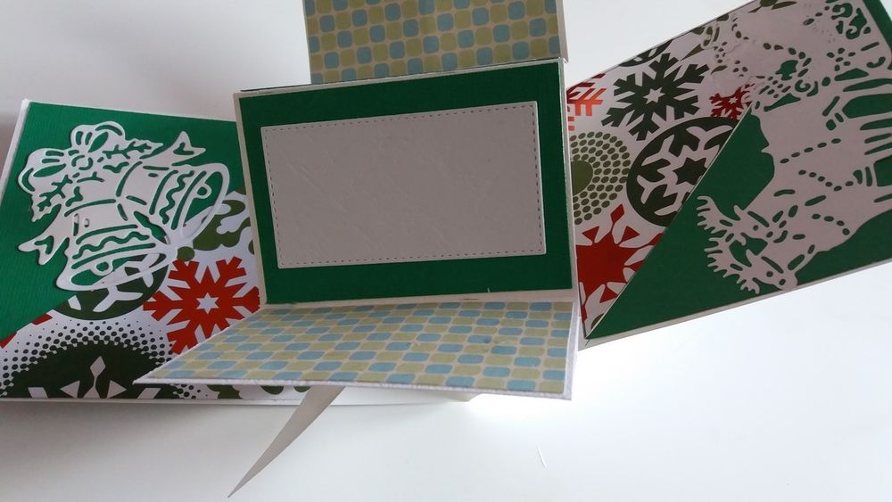 CARTES DE NOEL ANNIVERSAIRE NAISSANCES CONDOLEANCES 
Décoration