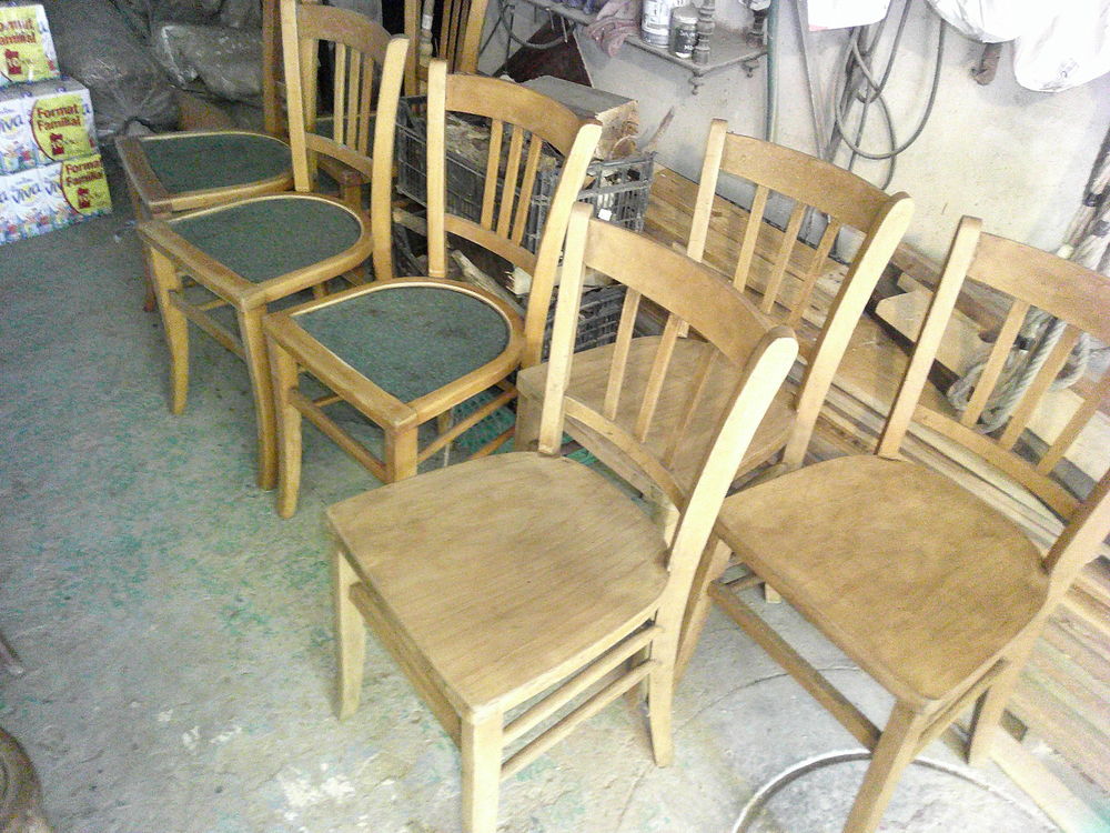 chaises tables et tabourets en formica Meubles
