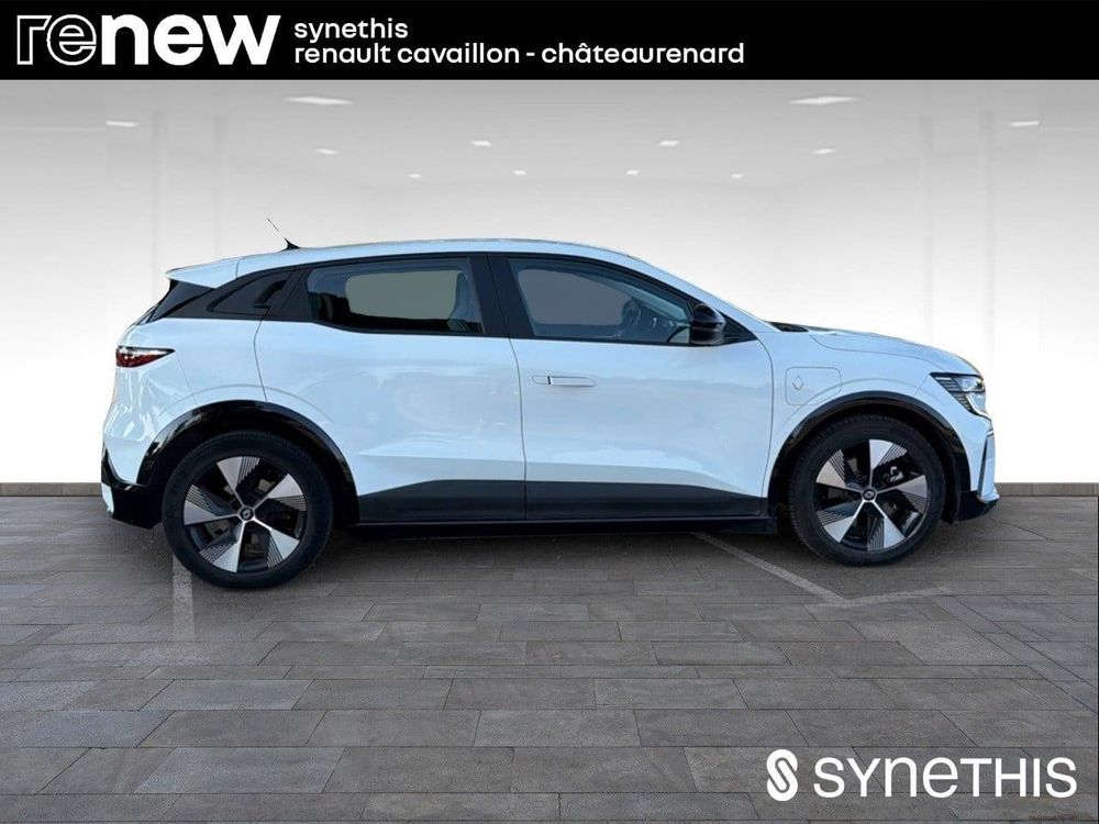 M&eacute;gane Megane E-Tech EV40 130ch standard charge Equilibre 2023 occasion 84300 Cavaillon