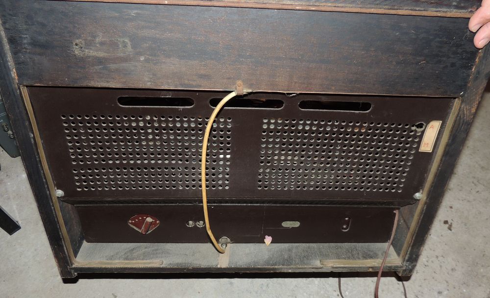 Tsf Path&eacute; Marconi mod&egrave;le 856 de 1955 
