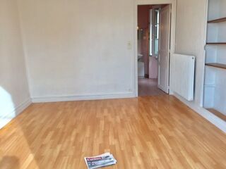  Appartement à louer 2 pièces 38 m²