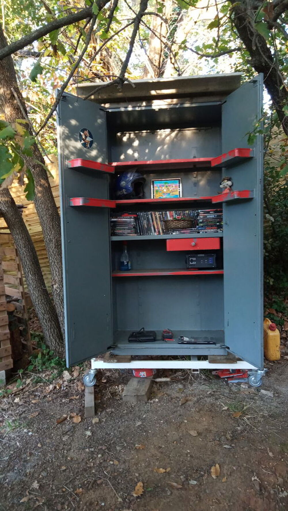 armoire fer militaire Meubles