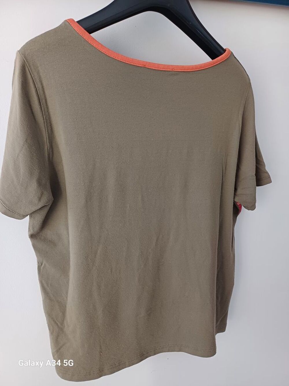 Tee shirt habill&eacute; Vêtements