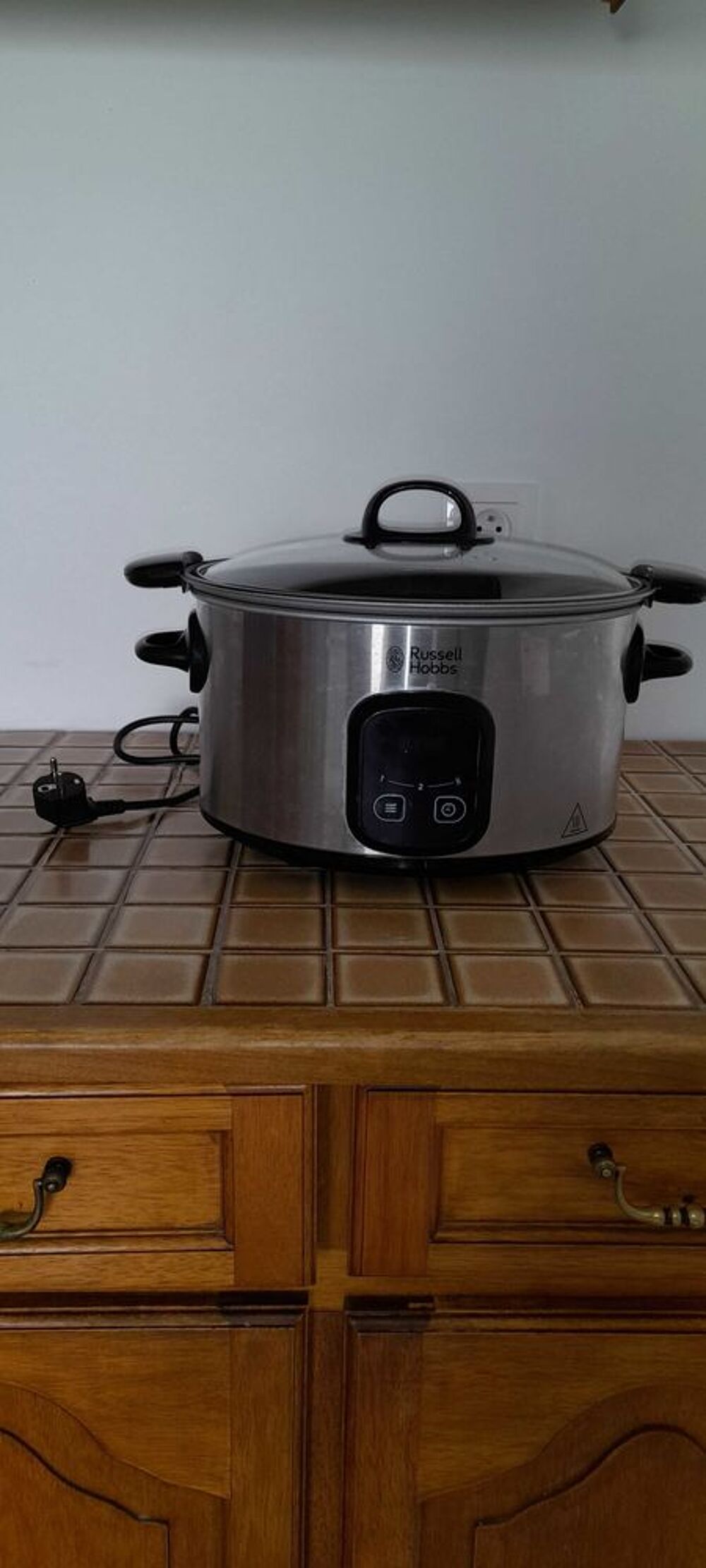 &agrave; vendre Mijoteuse 5LT marque RUSSELL HOBBS Electroménager