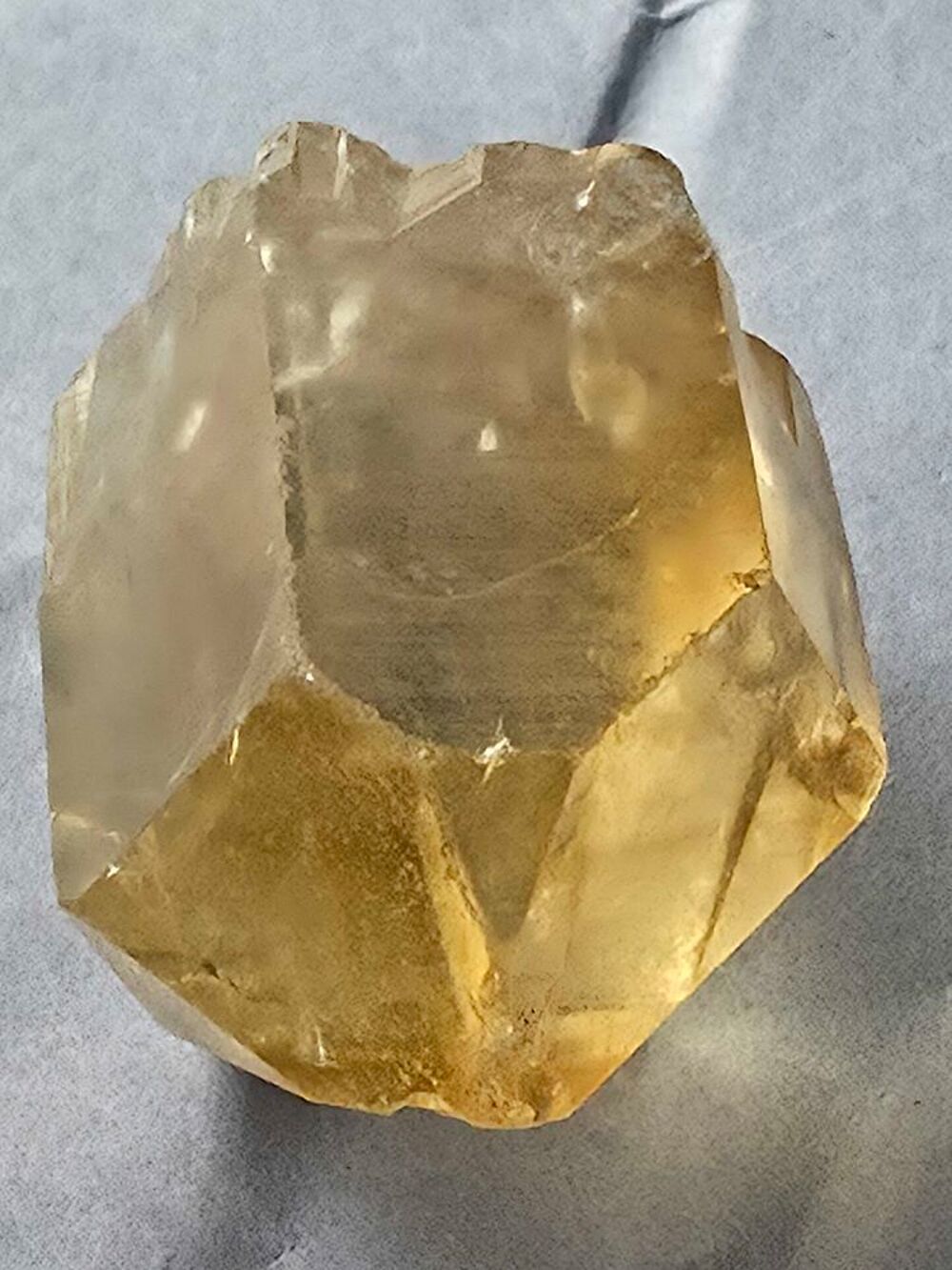 V&eacute;ritable Pierre Citrine Brute du Congo 20g-Cristal de Collection 
