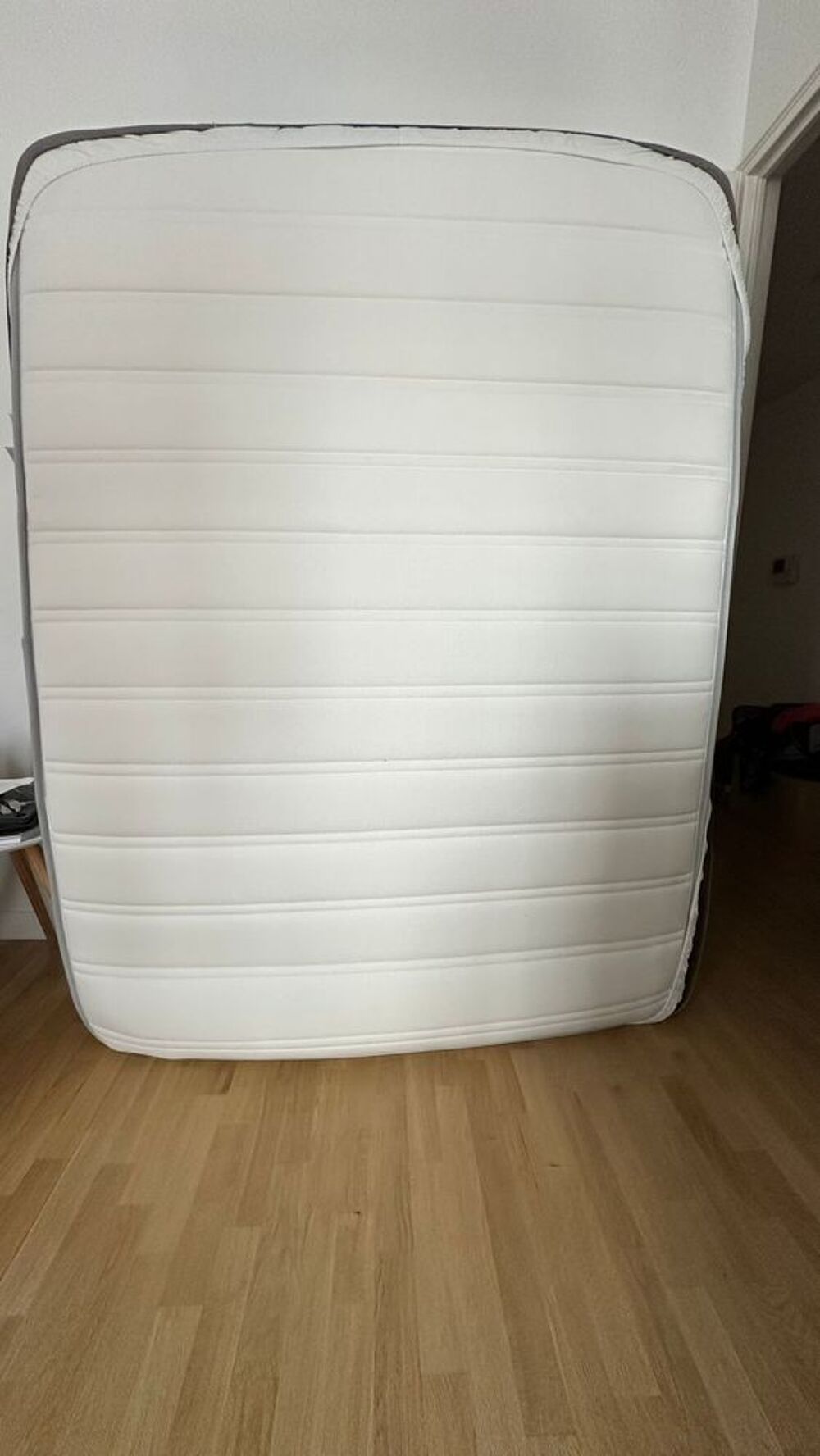 Matelas 140x190cm, en stretch abeille, PALACIO Meubles