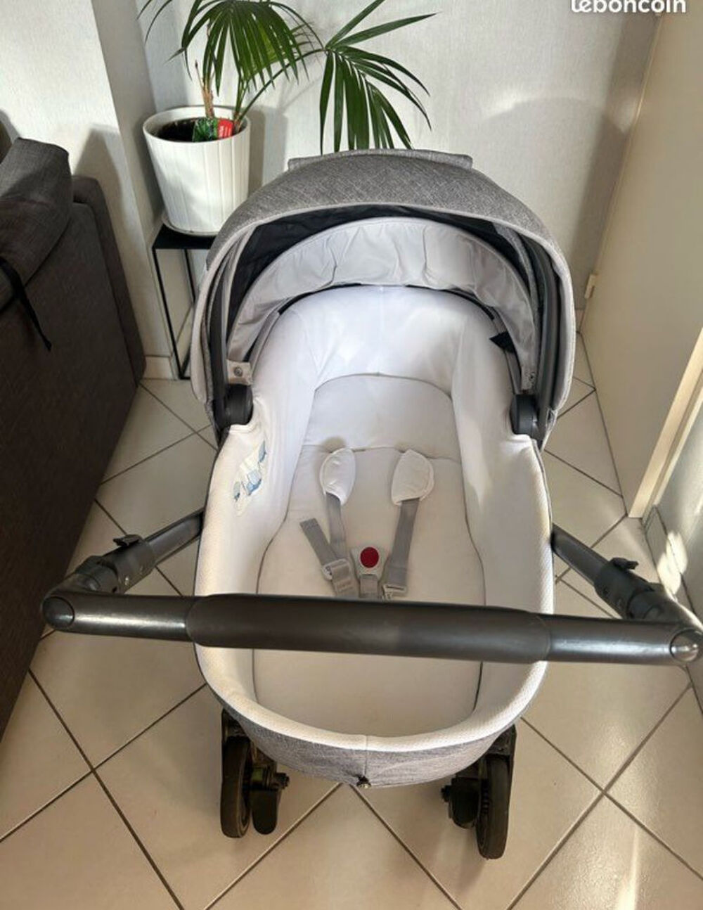 Trio Chicco complet ? poussette + nacelle + cosy Puériculture