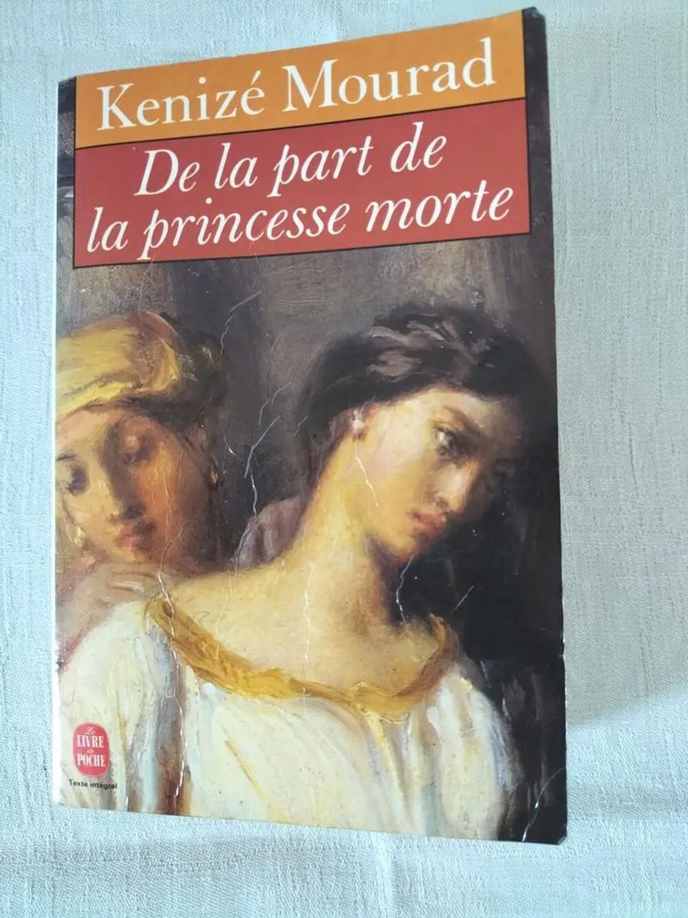 2 livres "De la part de la princesse morte" et sa suite "Le Livres et BD