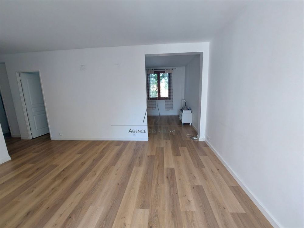 location Appartement - 4 pièce(s) - 62 m² Chatou (78400)