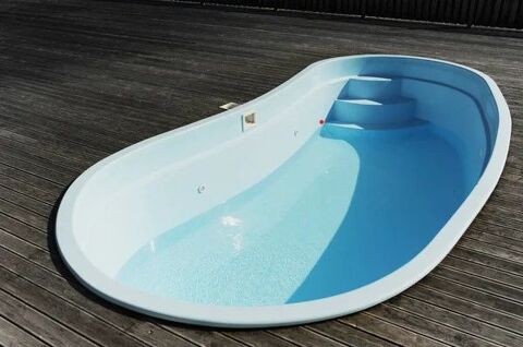 peinture coque blanche en 2 composent rendement 140M carre 250 Aubagne (13)