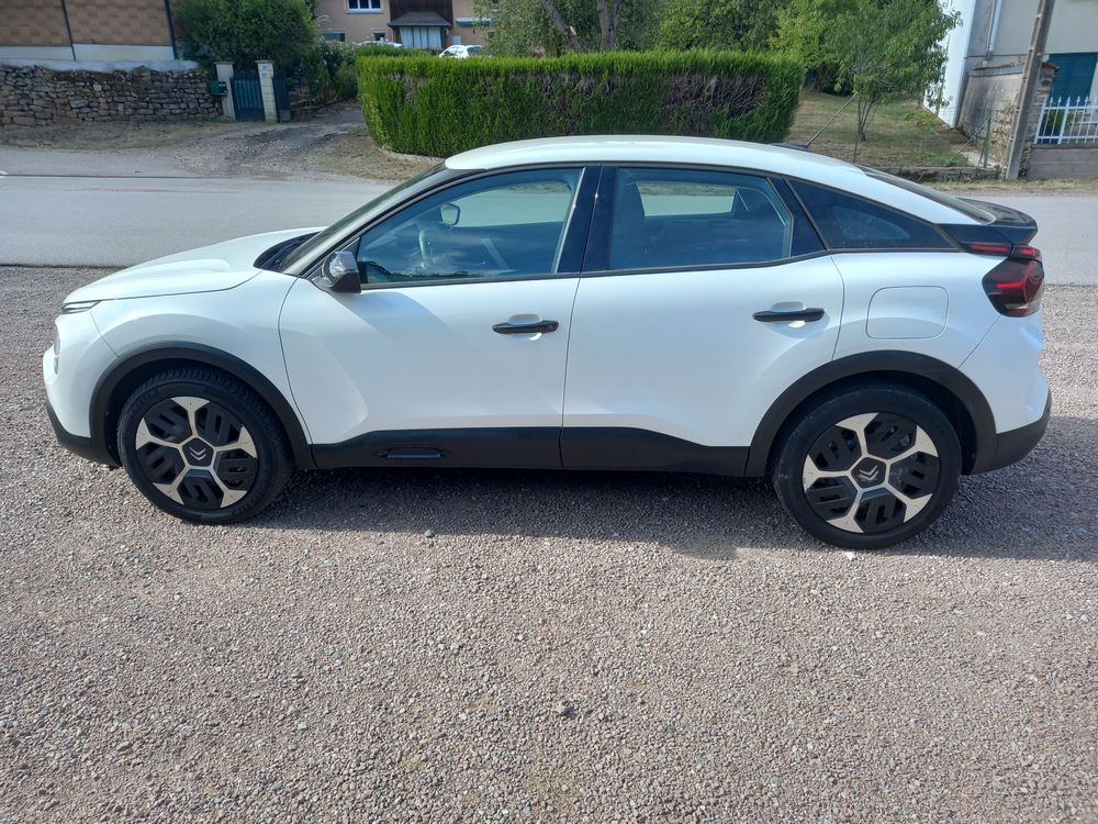 C4 STE 1.5 BLUEHDI 110 FEEL NAV BUSINESS GPS 2 PLACES 44270 KMS 2022 occasion 88220 Urim&eacute;nil