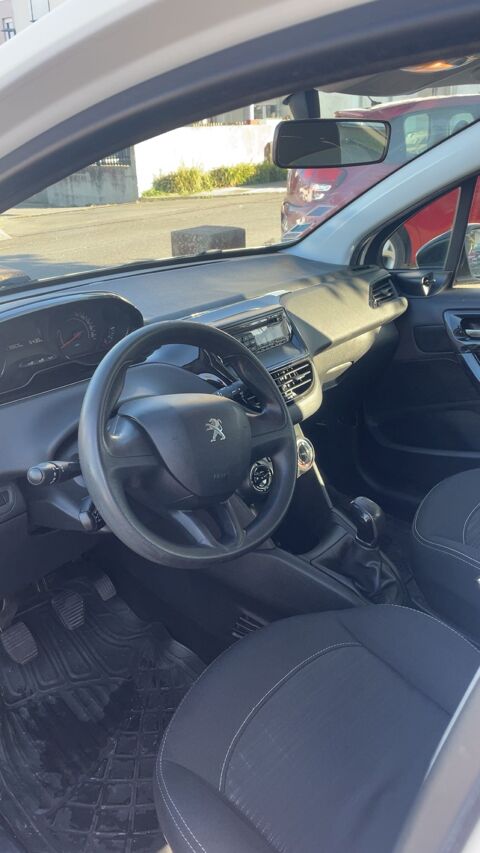 Peugeot 208 AFFAIRE 1.4 HDI 68 FAP BVM5 CONFORT