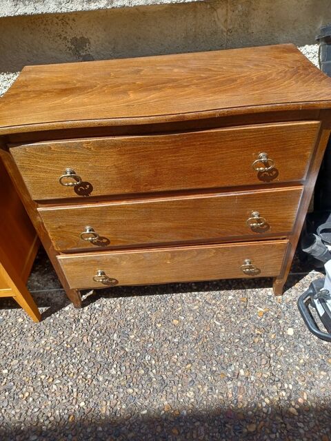 Commode en bois 30 Saint-Claude-de-Diray (41)