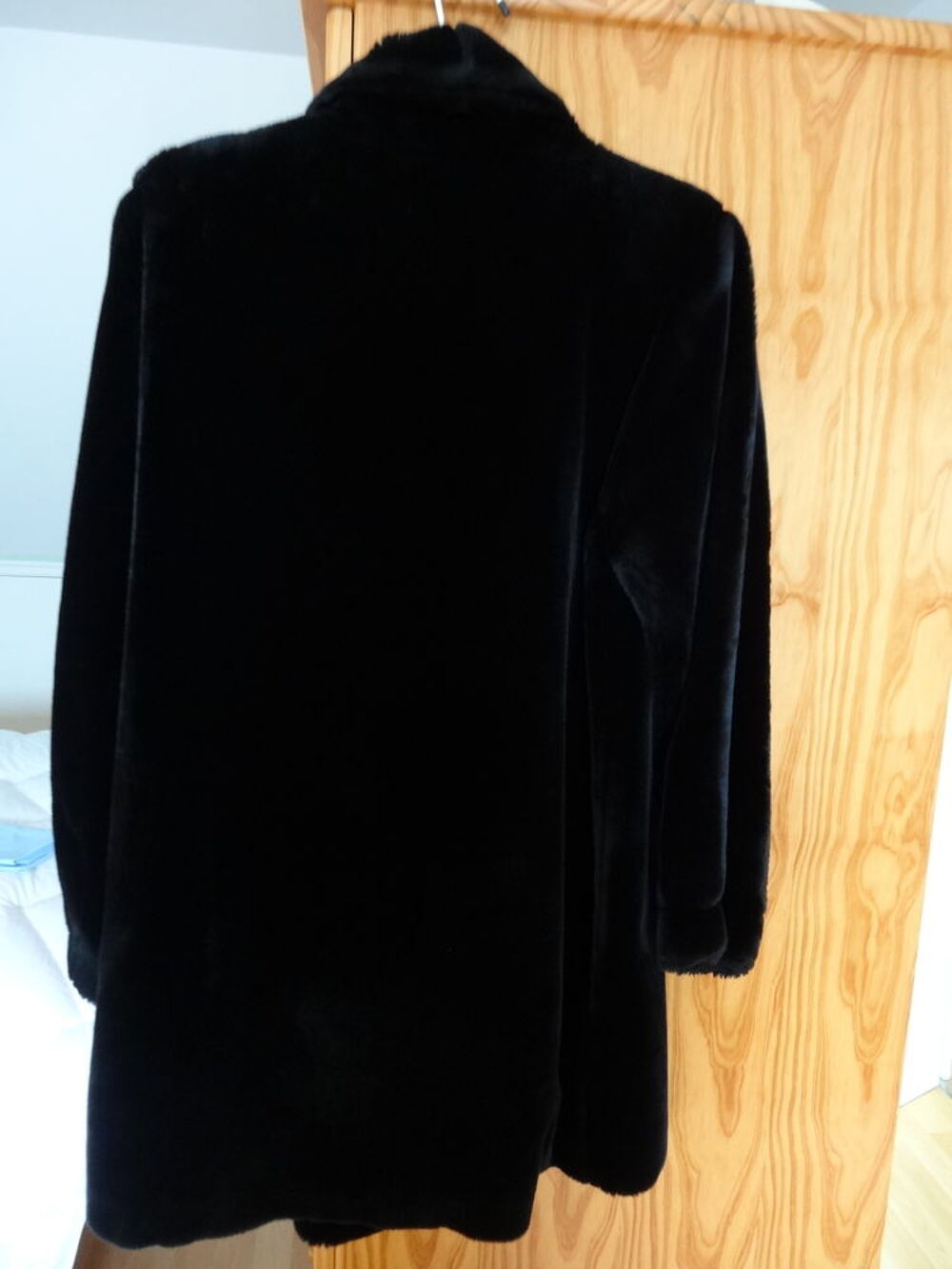 MANTEAU IMITATION FOURRURE Vêtements