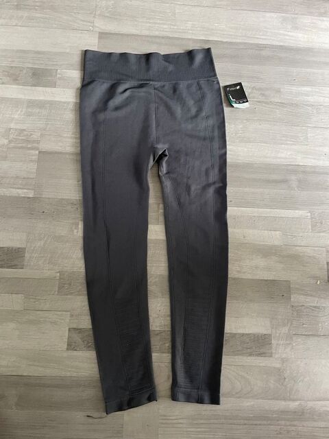 Legging femme neuf T 36 3 Roche-la-Moli�re (42)