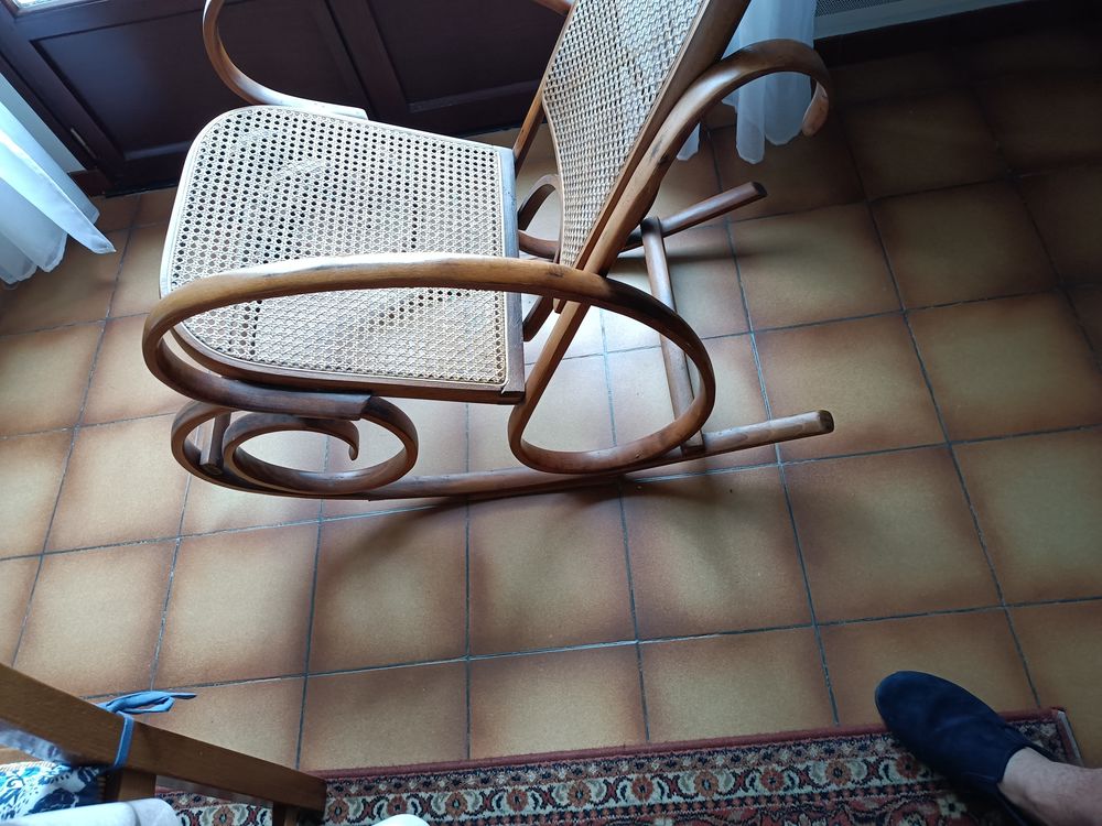 Fauteuil rocking-chair vintage style Thonet bois et cannage Meubles