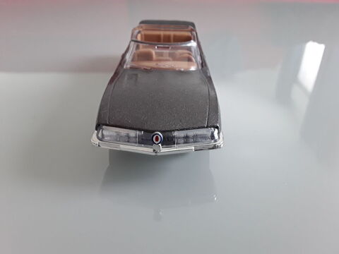 la Citroën SM présidentielle 
Echelle : 1/43ème 
14 Sainte-Luce-sur-Loire (44)