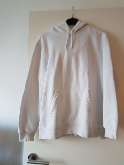 PULL Blanc   Taille M 5 Nantes (44)