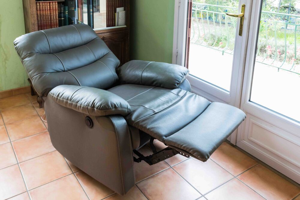 Fauteuil de relaxation &eacute;lectrique Meubles