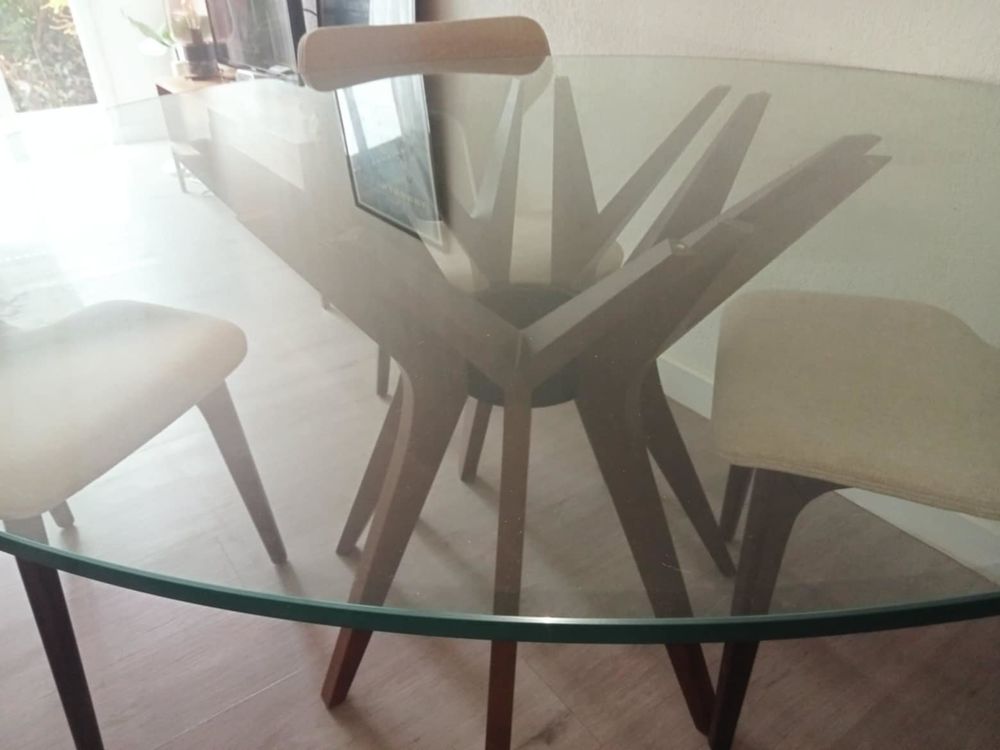 Table &agrave; manger ronde en verre Roche BoBois Meubles