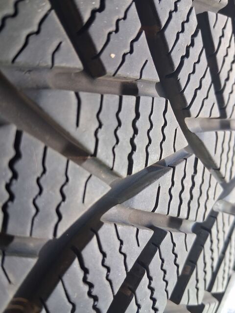 Pi&egrave;ces et &eacute;quipements Voiture Pi&egrave;ces et &eacute;quipements Voiture  occasion Saint-Julien-Mont-Denis 73870