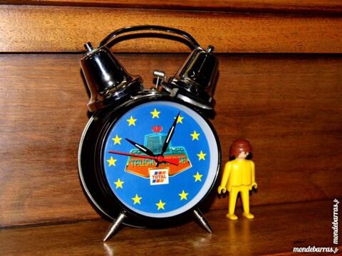 Reveil mcanique TOTAL truck service horloge publicitaire camion vintage bidon huile 20 Dunkerque (59)