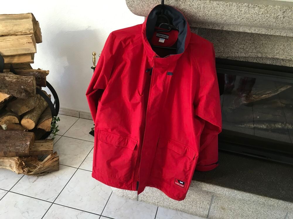 Toute sorte de v&ecirc;tements en lots tr&egrave;s bonnes qualit&eacute;s Vêtements