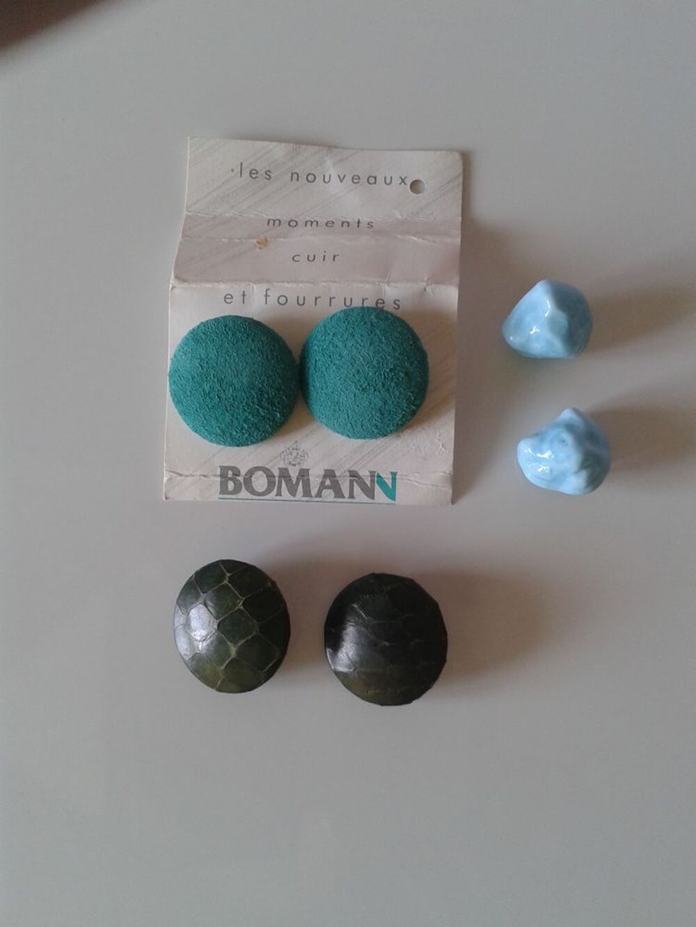 Boucles d'oreilles vintage Bijoux et montres