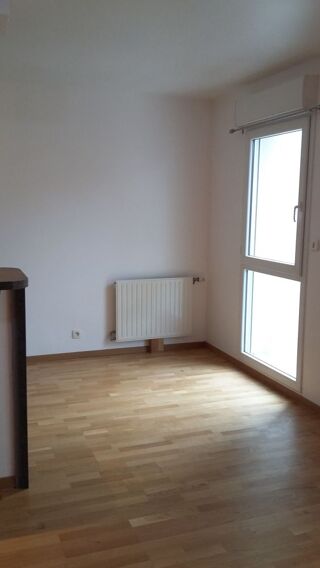  Appartement à louer 3 pièces 67 m²