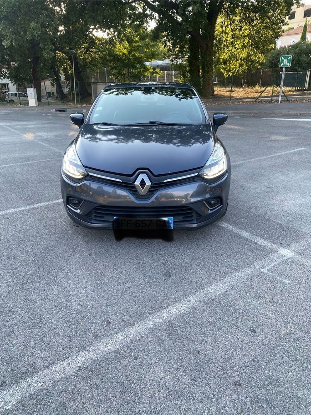 Clio IV dCi 90 eco2 Intens 2018 occasion 13740 Le Rove