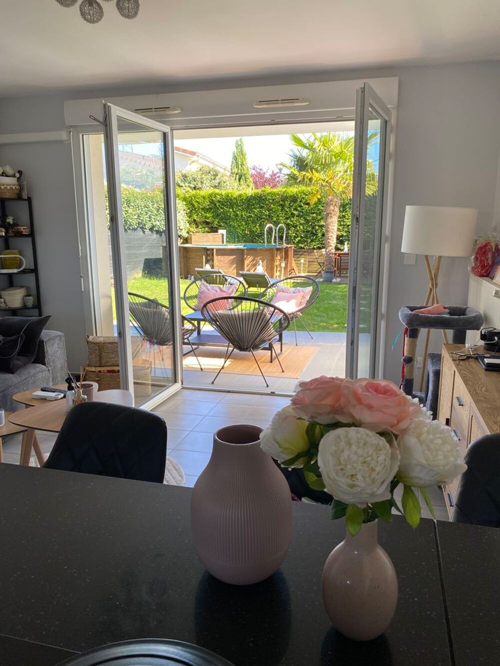 Vente Appartement Comme une maison : T2 avec jardin privatif 90 m² Dardilly