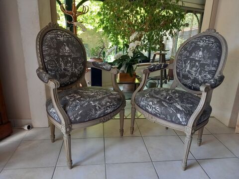 Paire Fauteuils anciens de style Louis XVI 850 Saint-Fargeau-Ponthierry (77)