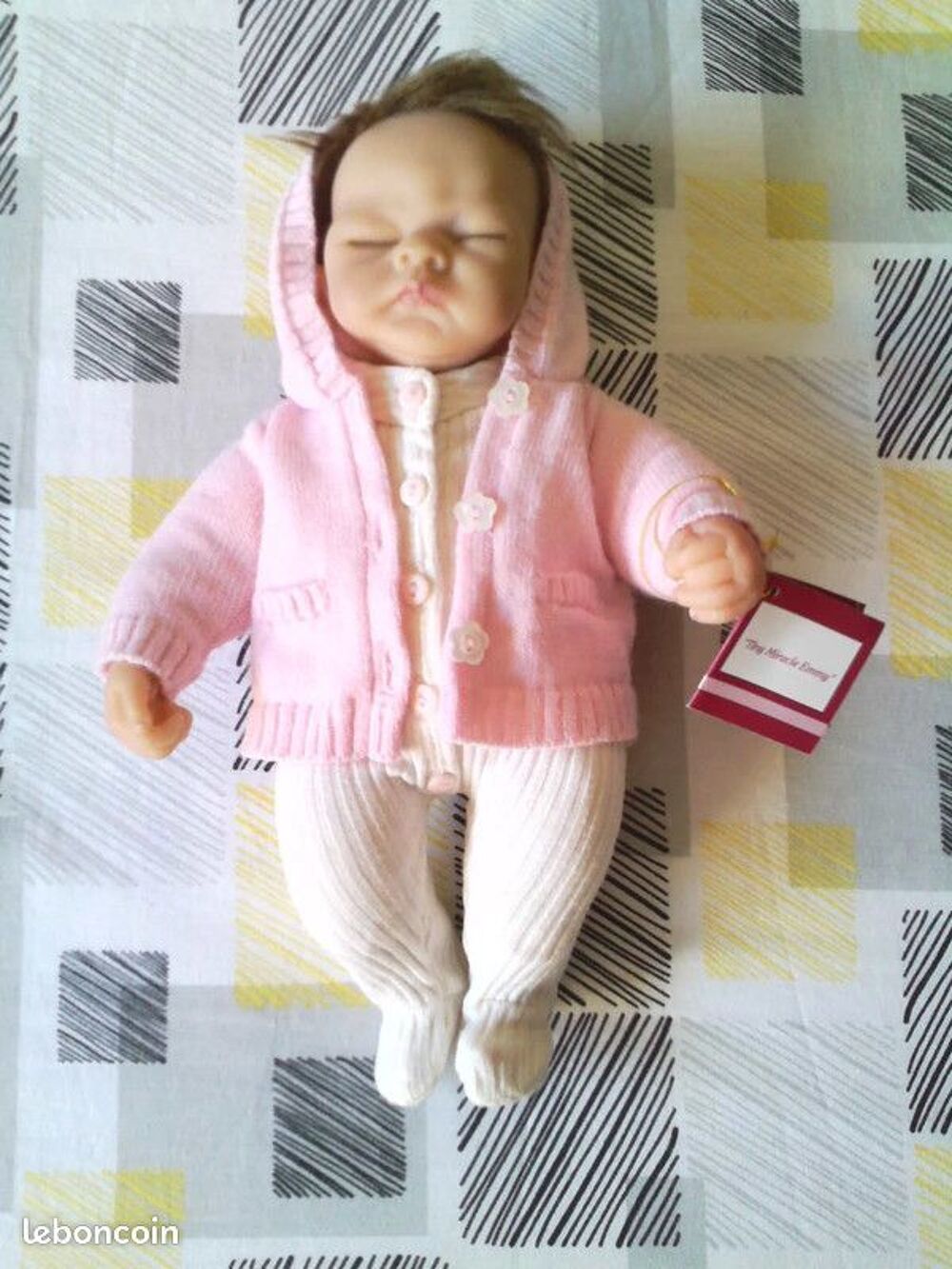 Poup&eacute;e Emmy, la petite merveille d'Ashton-Drake 